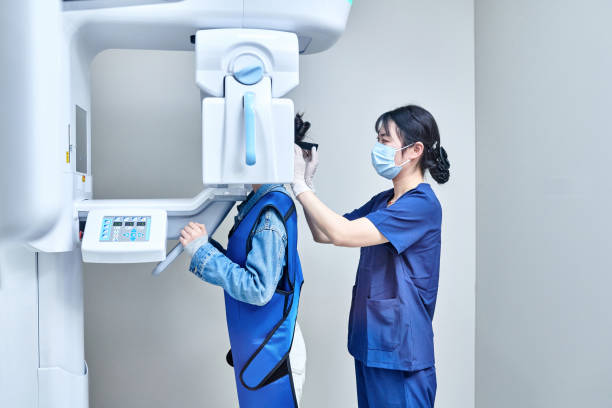 Best Tooth Infection Emergency Dentist  in Martins Ferry, OH